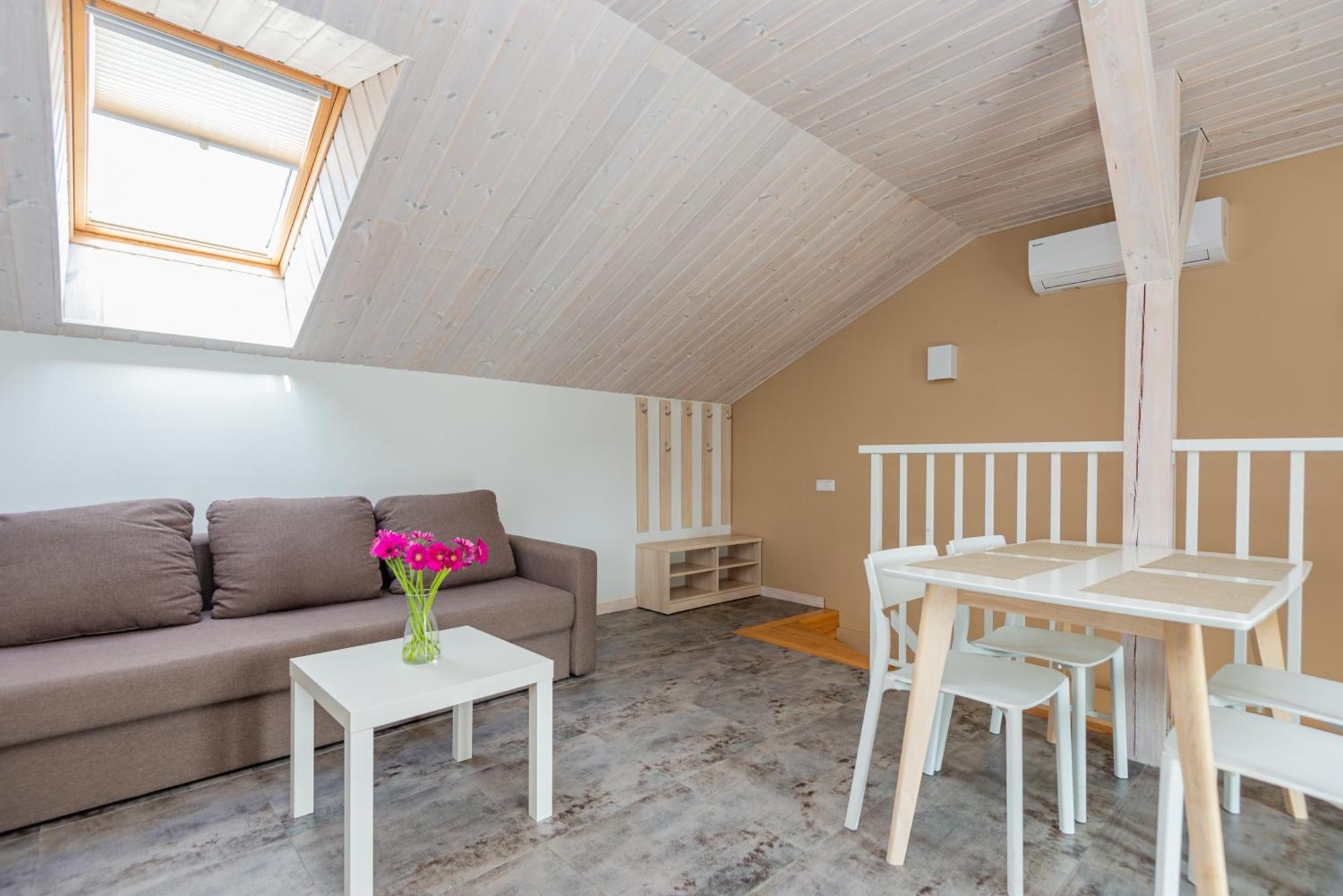 Guesthouse Zilviciu G. 5 بالانغا المظهر الخارجي الصورة